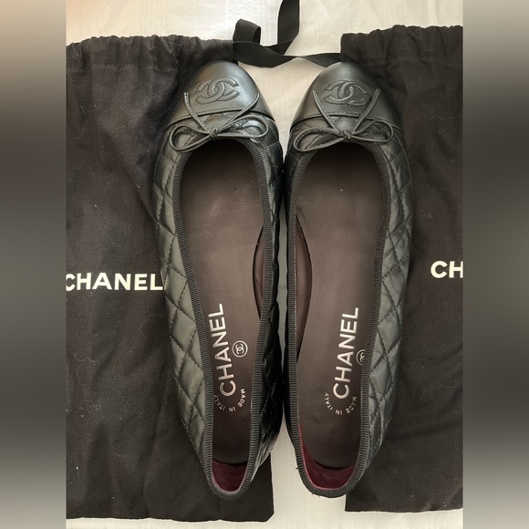 CHANEL Shoes - Chanel flats size 8 great condition